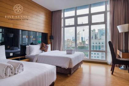 Queen Bedroom Suites  Dua Sentral KL  #TCH2Q Kuala Lumpur