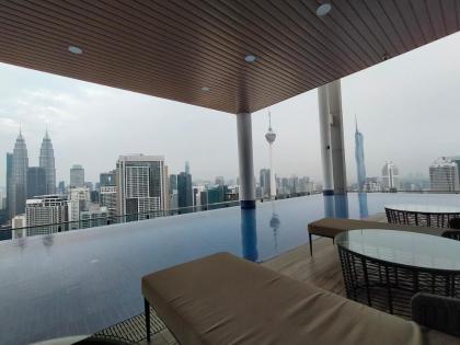 One bedroom 50mShoppingMall/Monorail/Rooftop Pool - image 24