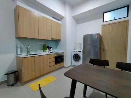 One bedroom 50mShoppingMall/Monorail/Rooftop Pool - image 28