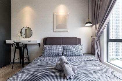 NEW! Minimalist Design 6PAX 3BR Above Mall 100 Mbps - image 21