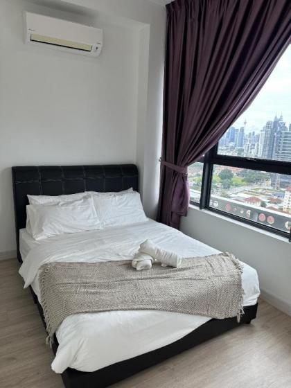 Arte+ jalan ampang @3BR suite - image 13