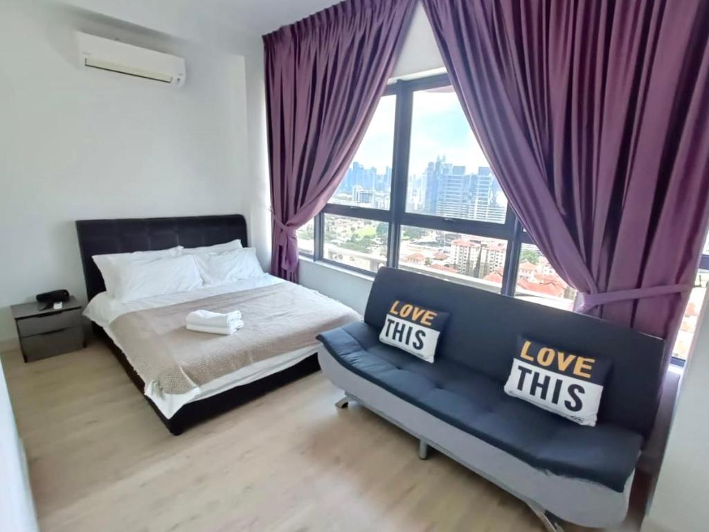 Arte+ jalan ampang @3BR suite - image 2