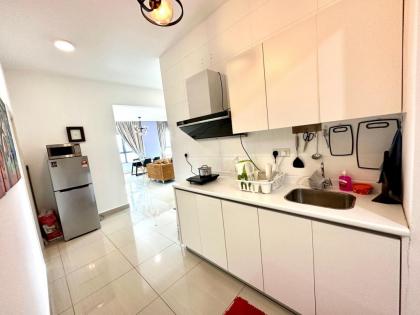 Arte+ jalan ampang @3BR suite - image 21