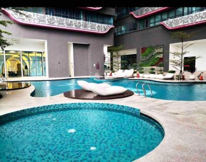 Arte+ jalan ampang @3BR suite - image 23