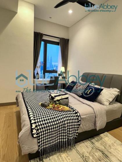 Two bedroom 5 star service apt in Kuala Lumpur - image 26