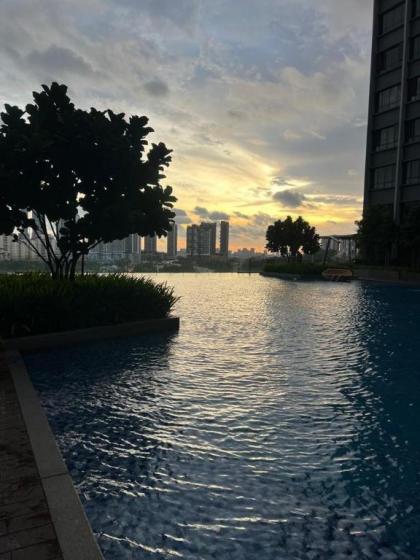 Millerz Square 3R2B 7Pax Condo Nearby Mid Valley - image 21