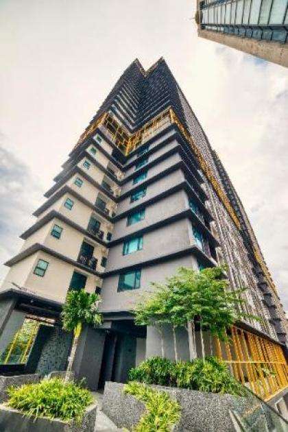MyRehat Opus Satria Plus Sleeps 12