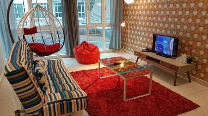 Central Residence Sungai Besi TBS -nice pool view - image 13