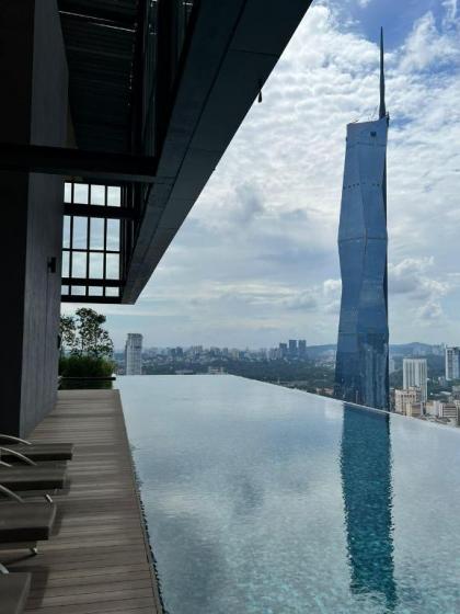 KL Elegant Five star 2 bedroom service apartment - image 22