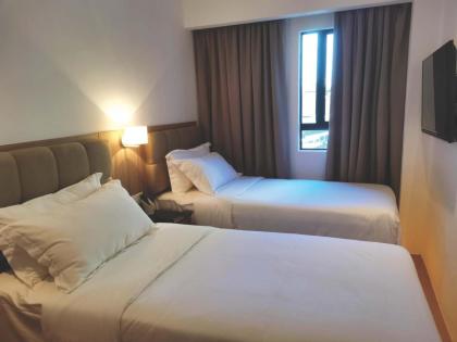 D Loft Hotel - image 20