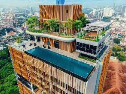 Ceylonz Suites @ Bukit Ceylon by Roomy