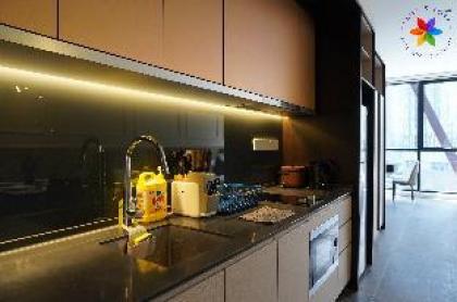KLCC Luxury Suite @ Scarletz - image 12