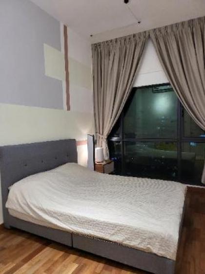 Reizz Residence Elegant Family Suites Skypool Wifi - image 6