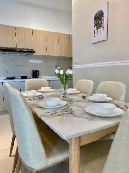 KL Warm & Cozy  Near LRT Titiwangsa  6pax 3R3B - image 8