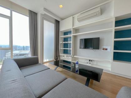 The Platinum Suites at KLCC by Veedu Hauz - image 21