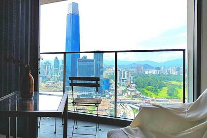 Premium Designer Suites TRX KLCC View Next to IKEA - image 3