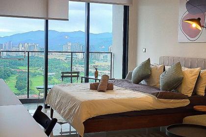 Premium Designer Suites TRX KLCC View Next to IKEA - image 5