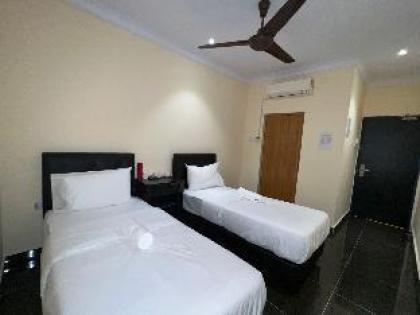 I GO HOTEL - image 10