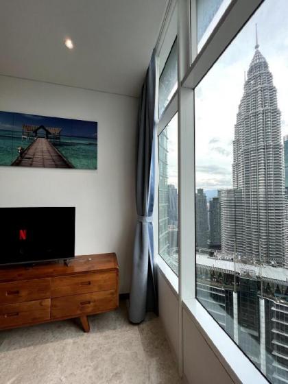 S5 Sky Suites KLCC by Genesis (KLCC VIEW) - image 12