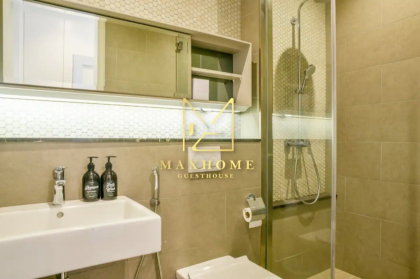Maxhome@Designer 2room Infinity pool Lalaport C2 - image 17