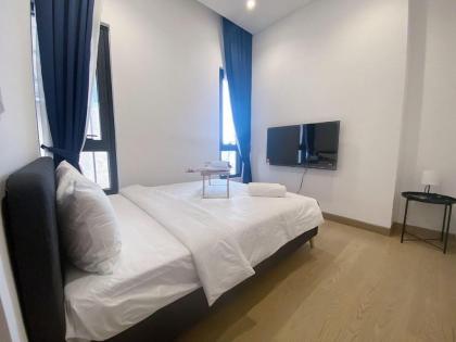 Insta Worthy 2BDR@Lucentia BBCC - image 22