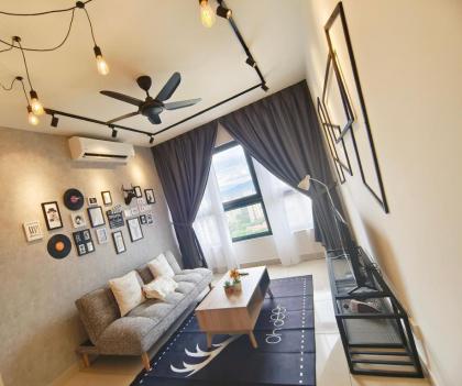 Cozy Modern MRT Sunway Velocity IkeaCheras @2006 - image 3