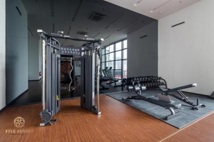 Studio walking distances 5 mins to LRT Station #AP - image 15