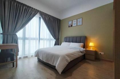 One Room 50mShopping Mall Monorail Breezy - image 24