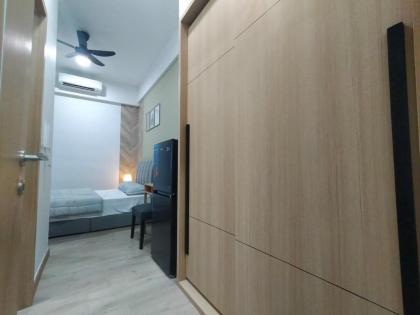 Studio 50mShopping Mall Subway RooftopPool - image 26