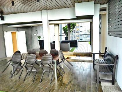 Petalz Luxury Suite 10Pax Mid Vally Old Klang Road - image 24