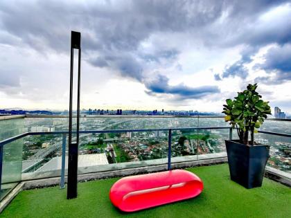 Petalz Luxury Suite 10Pax Mid Vally Old Klang Road - image 25