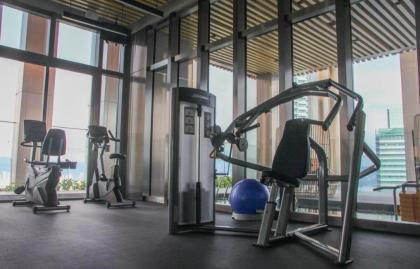 KLCC#1: Luxury 1BR/4pax KLCC view from the unit! - image 12