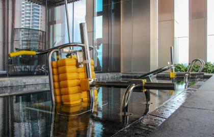 KLCC#1: Luxury 1BR/4pax KLCC view from the unit! - image 15