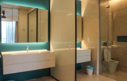 KLCC#1: Luxury 1BR/4pax KLCC view from the unit! - image 16