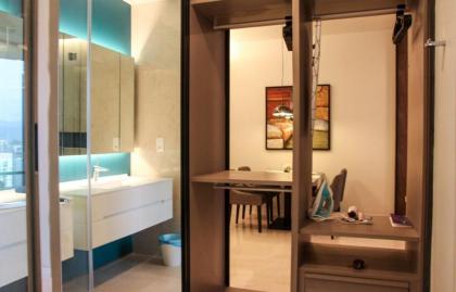 KLCC#1: Luxury 1BR/4pax KLCC view from the unit! - image 21