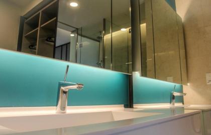 KLCC#1: Luxury 1BR/4pax KLCC view from the unit! - image 28