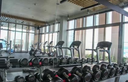 KLCC#1: Luxury 1BR/4pax KLCC view from the unit! - image 9