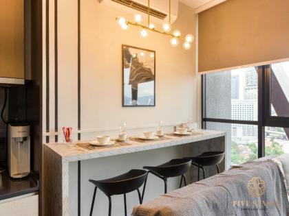 Large Bedroom Apartment In KL #A - image 30