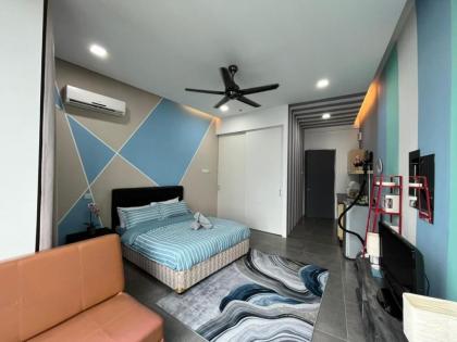 Calming Studio Empire Damansara /FreeWiFi/Netflix