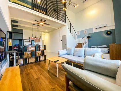 Designer Skyloft 6 pax Near IKEA/1Utama/TTDI Kuala Lumpur