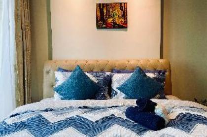 Spacious 1BR  3min walk LRT Lalaport TimeSquare - image 19