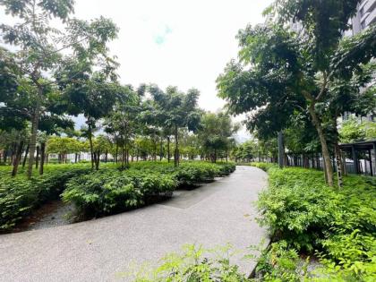 Bukit Bintang KLCC Sunway Velocity MRT LRT 10 PAX  - image 22