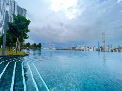 Bukit Bintang KLCC Sunway Velocity MRT LRT 10 PAX  - image 28