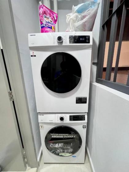 Bukit Bintang KLCC Sunway Velocity MRT LRT 10 PAX  - image 29