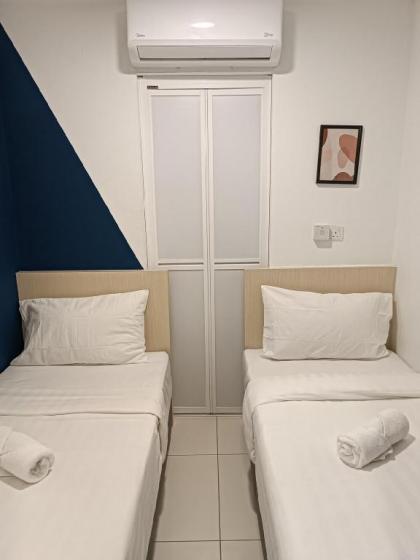 Three Bedroom Bukit Bintang Robertson with Netflix - image 23