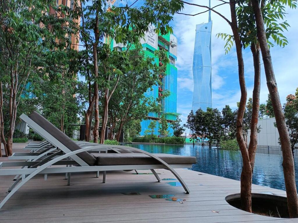 KLCC Facing Family Suiteconnected shopping mall  - main image