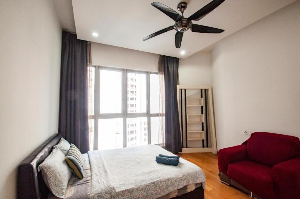 StayAwesome Homestay at Regalia - main image