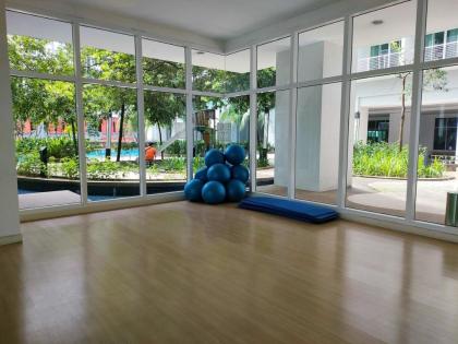 Big Family/ Group 3-Bedroom @ Sunway Velocity - image 29
