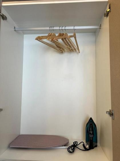 Luxury serviced apartment sky-pool KLCC view - image 12