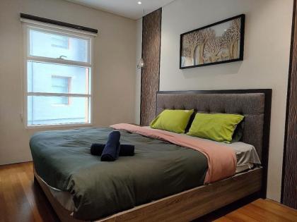 Level 55 KLCC VIEW 3BR At Sky Suites @ KLCC - image 14